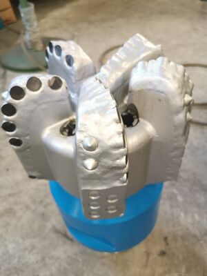 9.5인치 강철 바디 5 블레이드 16mm 커터 PDC 다이아몬드 드릴 비트